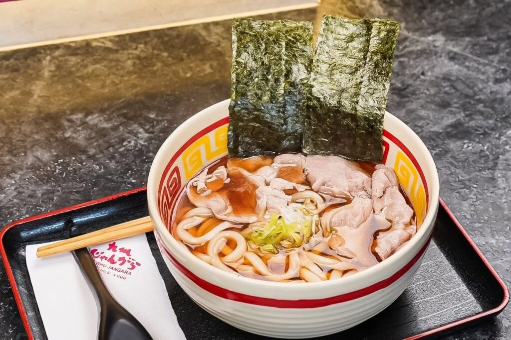 2. Kyushu Jangara Ramen Empire Tower - 9 ราเมง (Ramen) สาทร ซดซุปร้อนๆ เส้นสดนุ่มฟิน สายกินห้ามพลาด