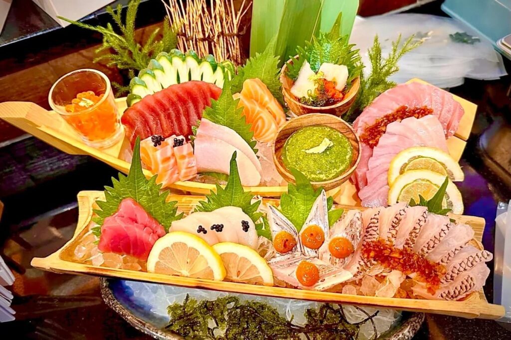 2. MAGURO Premium Japanese and Sushi Restaurant - ส่อง 10 ร้านอาหารญี่ปุ่นในสยามสแควร์ (Siam Square) ร้านไหนน่านั่ง ร้าน