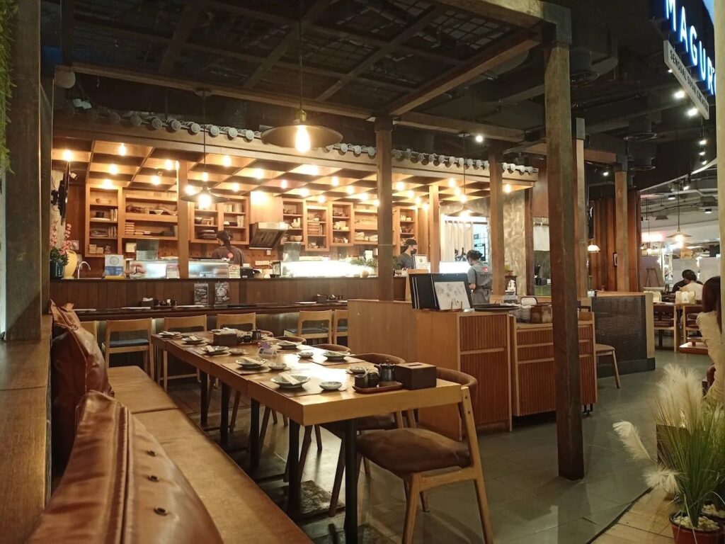 2. MAGURO Premium Japanese and Sushi Restaurant - 9 ร้านเมนูซูชิ (Sushi) ย่านรัชดา สด อร่อย คุ้มราคา สายอาหารญี่ปุ่นต้อง