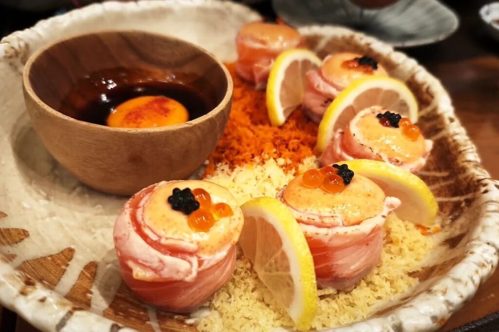 2. MAGURO Premium Japanese and Sushi Restaurant - ส่อง 10 ร้านอาหารญี่ปุ่นในสยามสแควร์ (Siam Square) ร้านไหนน่านั่ง ร้าน