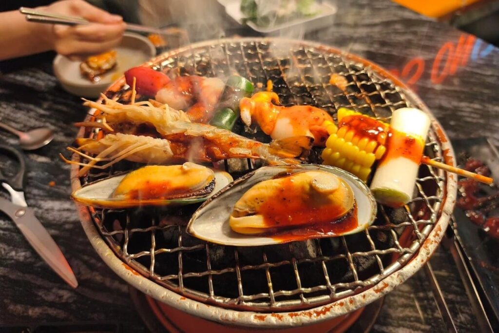 2. Sukishi - 10 ร้านยากินิกุ (Yakiniku) แถวพระราม 9 เนื้อพรีเมียม บุฟเฟต์จัดเต็ม