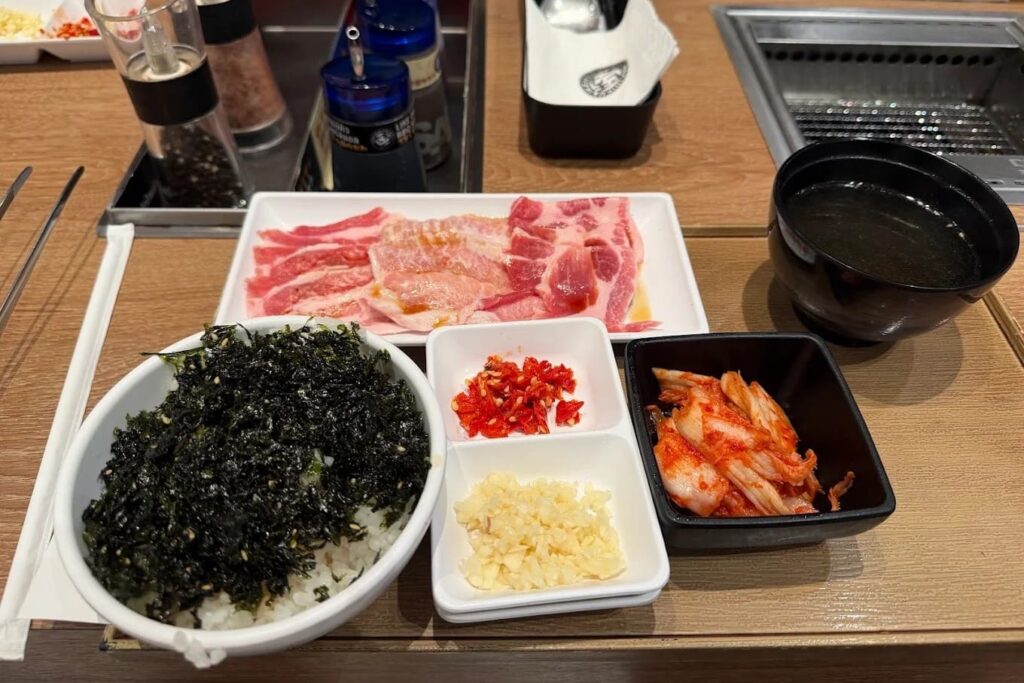 2. Yakiniku Like - 15 ร้านอาหารญี่ปุ่น เดอะมอลล์บางกะปิ (The Mall Lifestore Bangkapi) เช็กลิสต์ร้านเด็ด อร่อยคุ้มค่า
