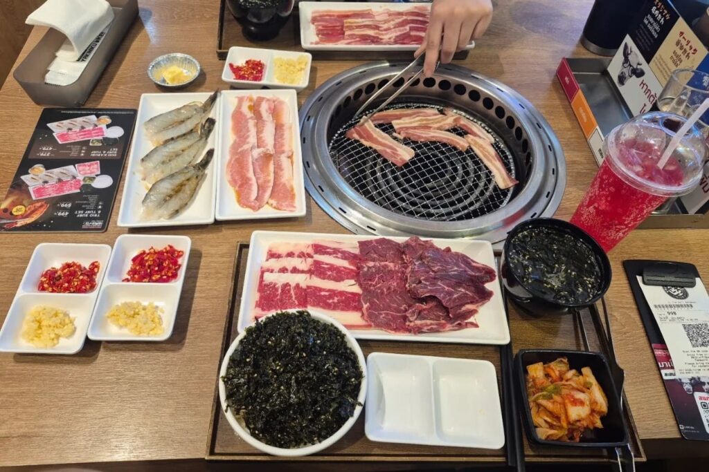 2. Yakiniku Like - 15 ร้านอาหารญี่ปุ่น เดอะมอลล์บางกะปิ (The Mall Lifestore Bangkapi) เช็กลิสต์ร้านเด็ด อร่อยคุ้มค่า
