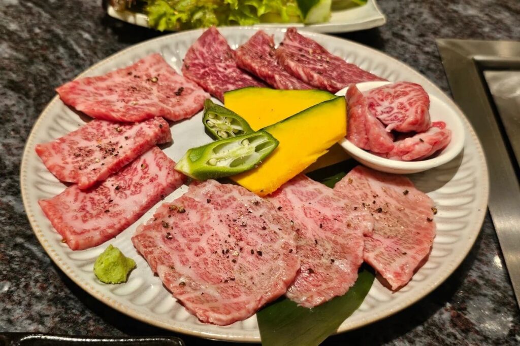 2. Yakiniku Oniku To Gohan - 5 ร้านอาหารสไตล์ญี่ปุ่น โซน Groove เซ็นทรัลเวิลด์ (Central World) พิกัดอร่อยใจกลางกรุง