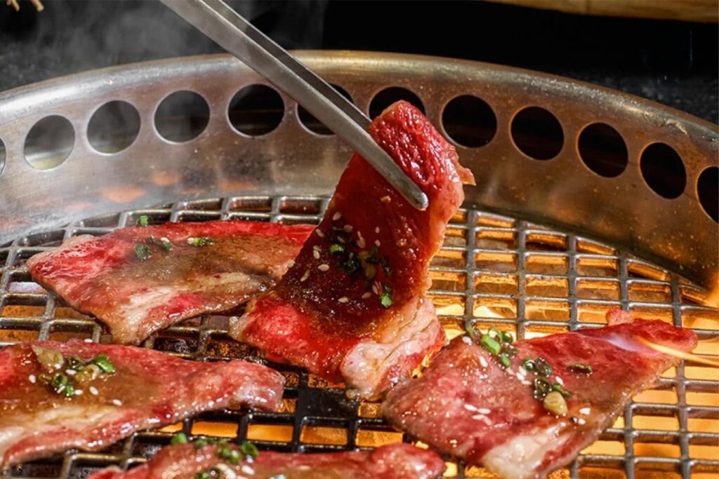 3. Kouen Yakiniku & Sushi Bar - 10 ร้านยากินิกุ (Yakiniku) ย่านสาทร รวมพิกัดเนื้อย่างสุดพรีเมียม สายเนื้อตัวจริงต้องมาโด
