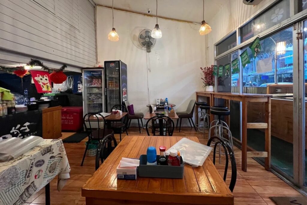3. Osaka Ramen Sathorn - 9 ราเมง (Ramen) สาทร ซดซุปร้อนๆ เส้นสดนุ่มฟิน สายกินห้ามพลาด