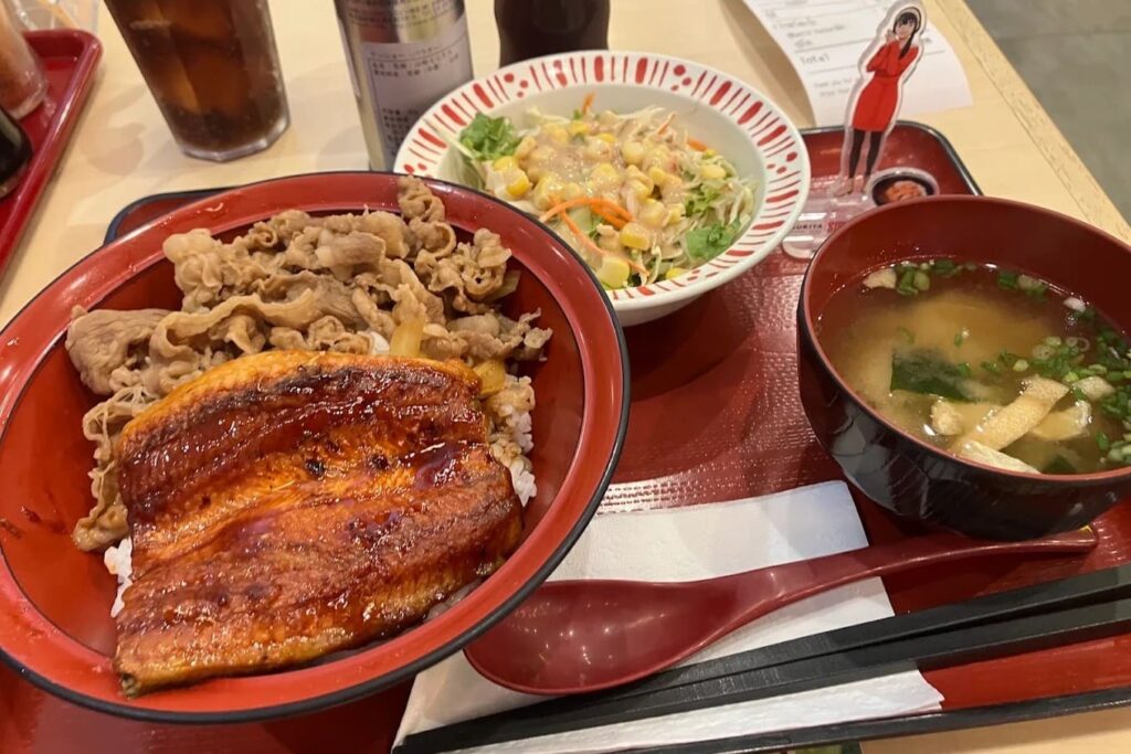 3. Sukiya - 15 ร้านอาหารญี่ปุ่น เดอะมอลล์ งามวงศ์วาน (The Mall Lifestore Ngamwongwan) มื้อด่วนหรือมื้อใหญ่กับครอบครัวก็ฟ