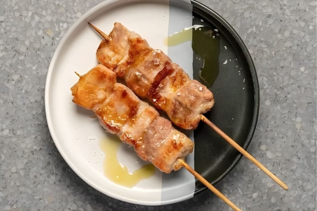 4. Fatboy Izakaya - 10 ร้านอิซากายะ (Izakaya) เอกมัย บรรยากาศสุดชิล นั่งดื่มฟิน กินเพลินหลังเลิกงาน