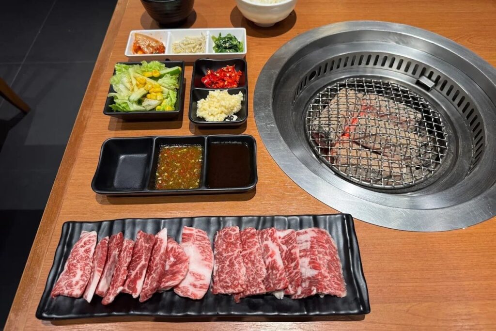 4. Gyu-Kaku Japanese BBQ - 10 ร้านยากินิกุ (Yakiniku) แถวพระราม 9 เนื้อพรีเมียม บุฟเฟต์จัดเต็ม