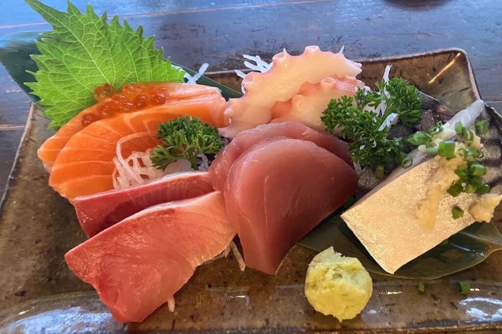 4. Kenshin Izakaya Thaniya - 9 ร้านอิซากายะ (Izakaya) ย่านสาทร เช็กอินร้านนั่งชิลหลังเลิกงาน บรรยากาศดี