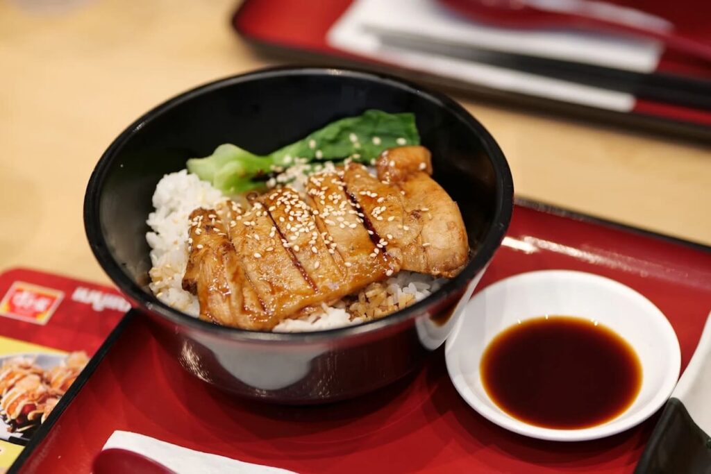 4. Sukiya - 9 ร้านอาหารญี่ปุ่นในยูเนี่ยน มอลล์ (Union Mall) อัปเดตล่าสุด อร่อยคุ้ม เดินห้างเสร็จแวะกินได้เลย