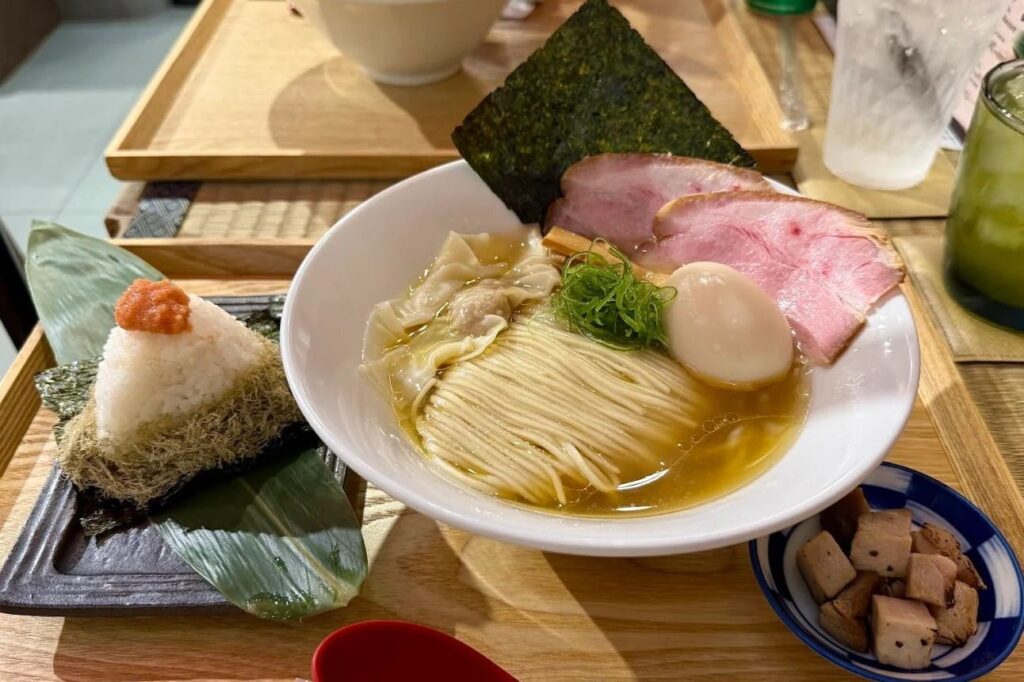 4. Tsukesoba Sense - 10 ร้านราเมง (Ramen) ย่านสีลม อร่อยเด็ดจนต้องซดหมดชาม