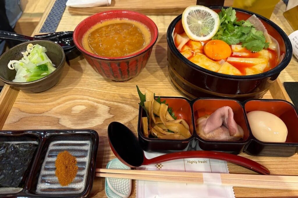 4. Tsukesoba Sense - 10 ร้านราเมง (Ramen) ย่านสีลม อร่อยเด็ดจนต้องซดหมดชาม
