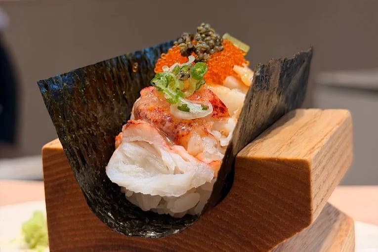 5. Kozuri Handroll - 5 ร้านอาหารสไตล์ญี่ปุ่น โซน Groove เซ็นทรัลเวิลด์ (Central World) พิกัดอร่อยใจกลางกรุง