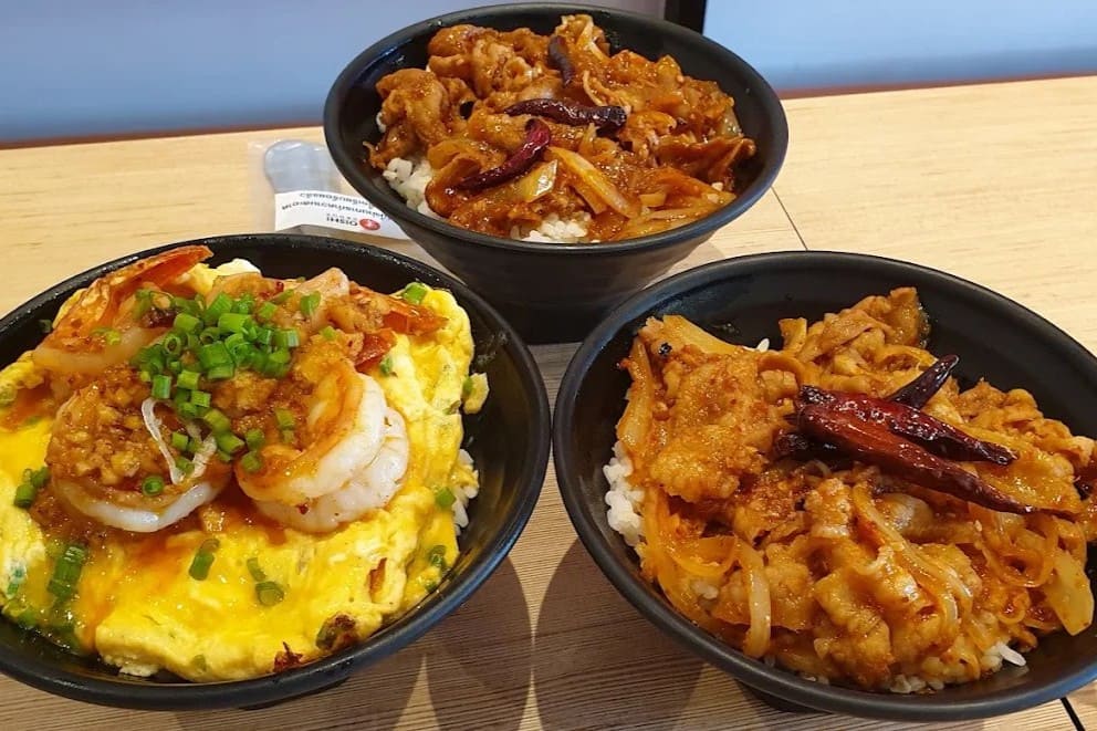 5. Oishi Ramen & Kakashi The Street Ratchada - 10 ราเมง (Ramen) รัชดา ตามพิกัดร้านอร่อยได้ตั้งแต่มื้อเที่ยงยันดึก