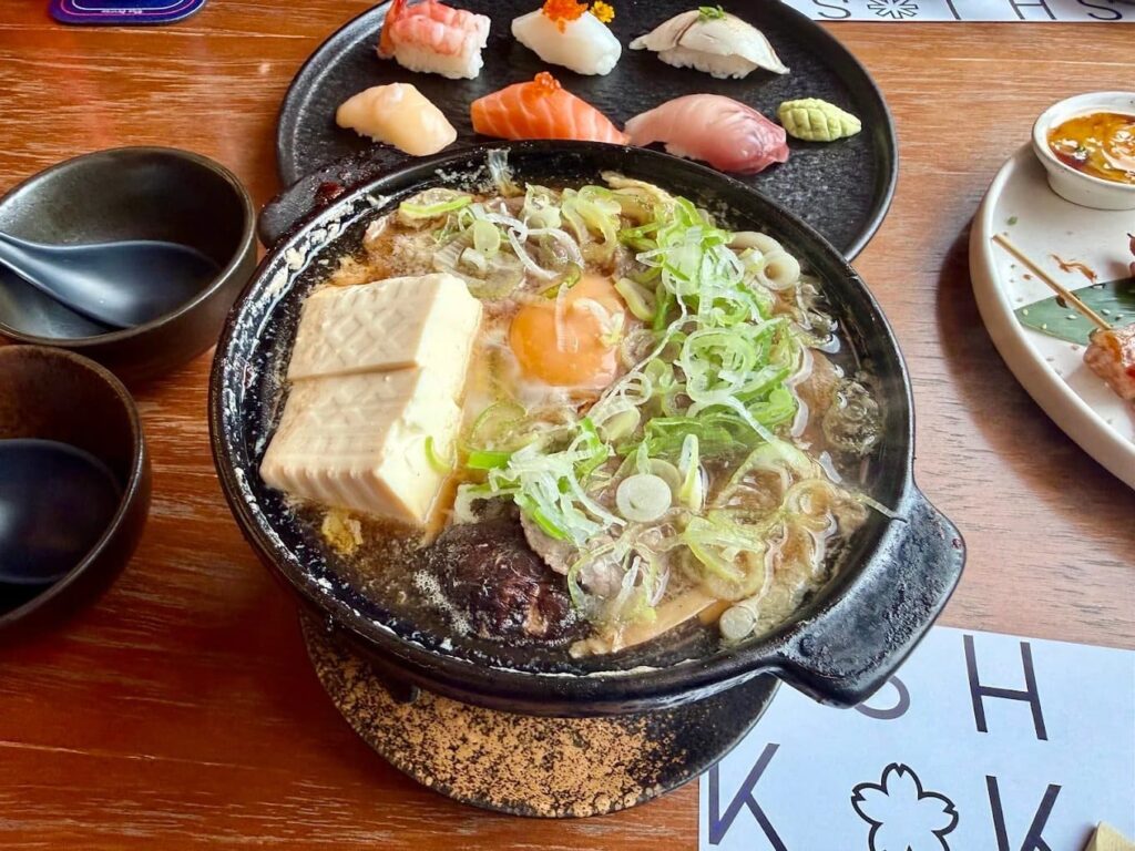 5. Shikiya Izakaya - 9 ร้านอิซากายะ (Izakaya) ย่านสาทร เช็กอินร้านนั่งชิลหลังเลิกงาน บรรยากาศดี