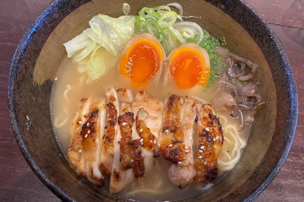 6. SENTSU JAPANESE Ramen - 7 ร้านราเมง (Ramen) ย่านอารีย์-สะพานควาย น้ำซุปเป็นเอกลักษณ์ อร่อยจนต้องไปซ้ำ