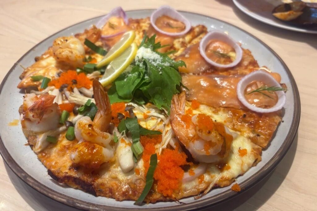 7. On the Table - 15 ร้านอาหารญี่ปุ่น เดอะมอลล์ งามวงศ์วาน (The Mall Lifestore Ngamwongwan) มื้อด่วนหรือมื้อใหญ่กับครอบค
