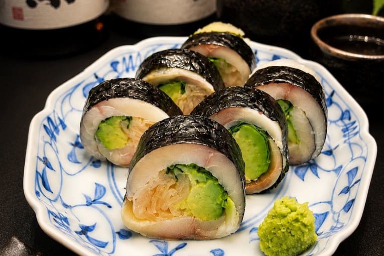 7. Sushi Kiraku - 10 ร้านซูชิ (Sushi) ย่านอโศก สดฟินเหมือนบินไปกินที่เจแปน