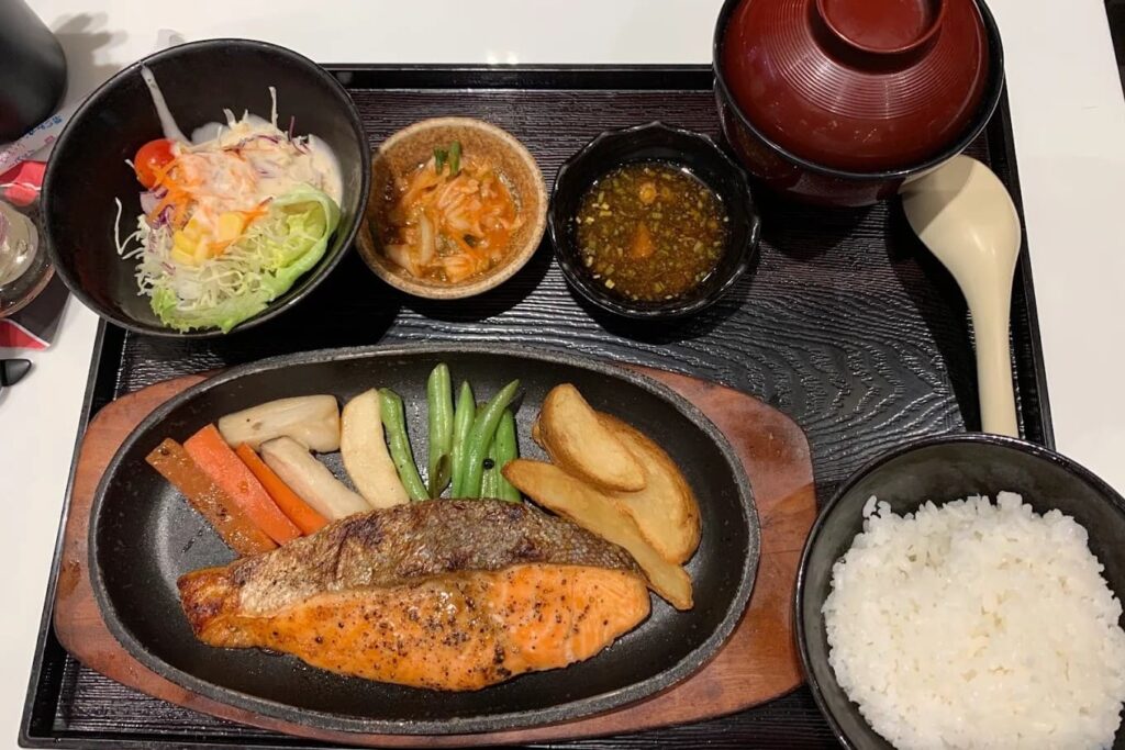 7. Yayoi - 9 ร้านอาหารญี่ปุ่นในยูเนี่ยน มอลล์ (Union Mall) อัปเดตล่าสุด อร่อยคุ้ม เดินห้างเสร็จแวะกินได้เลย
