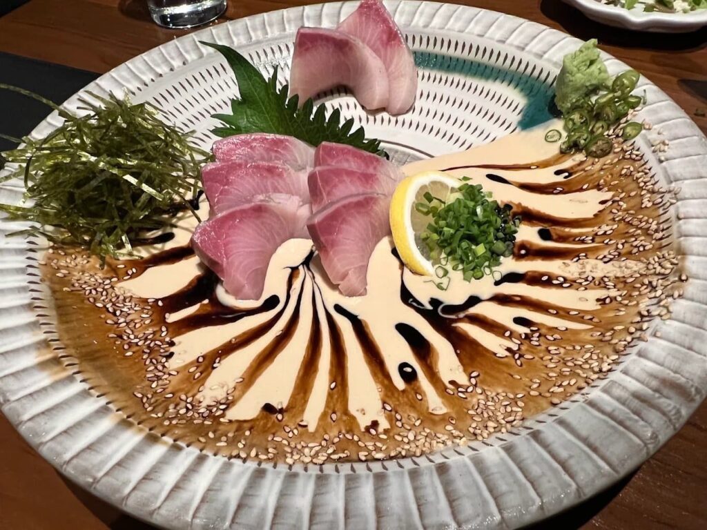 8. Terra Thonglor - 10 ร้านอิซากายะ (Izakaya) เอกมัย บรรยากาศสุดชิล นั่งดื่มฟิน กินเพลินหลังเลิกงาน