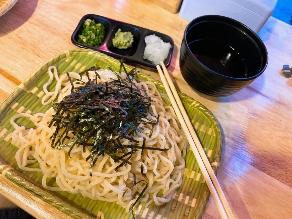 9. Ganbaru Ramen - 10 ราเมง (Ramen) รัชดา ตามพิกัดร้านอร่อยได้ตั้งแต่มื้อเที่ยงยันดึก