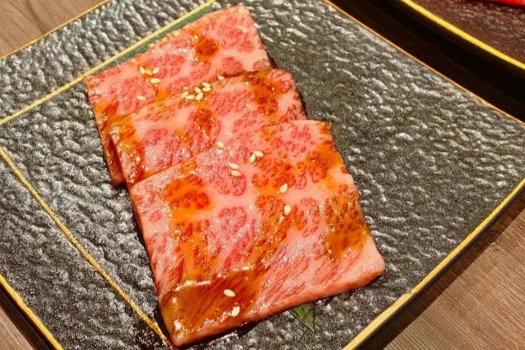 9. Gyu-Kaku KINGSQUARE - 10 ร้านยากินิกุ (Yakiniku) ย่านสาทร รวมพิกัดเนื้อย่างสุดพรีเมียม สายเนื้อตัวจริงต้องมาโดน