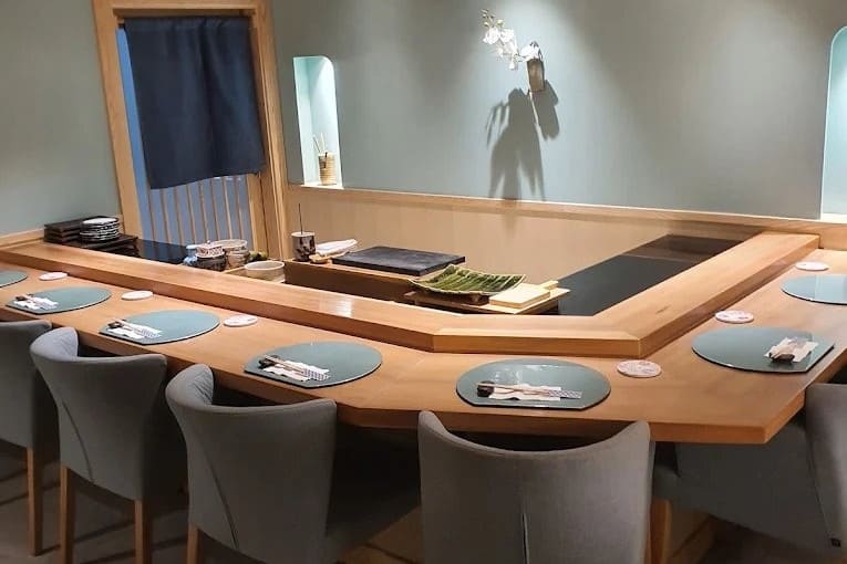 9. The Older Chef - 9 ร้านเมนูซูชิ (Sushi) ย่านรัชดา สด อร่อย คุ้มราคา สายอาหารญี่ปุ่นต้องปักหมุด