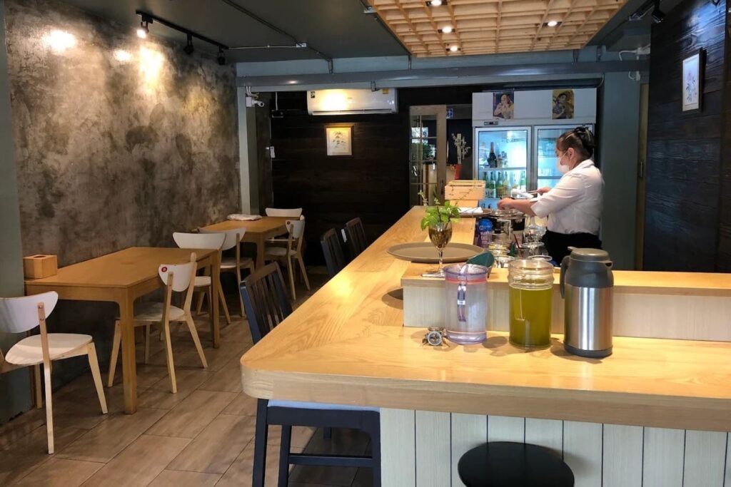 9. The Older Chef - 9 ร้านเมนูซูชิ (Sushi) ย่านรัชดา สด อร่อย คุ้มราคา สายอาหารญี่ปุ่นต้องปักหมุด