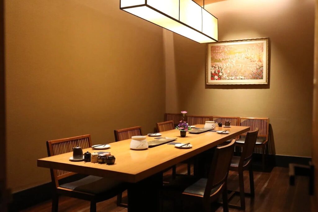 1. Shirokane Tori-Tama - 15 ร้านมิชลินอาหารญี่ปุ่น (Japanese MICHELIN Restaurants) ตามแนวรถไฟฟ้า BTS/ MRT
