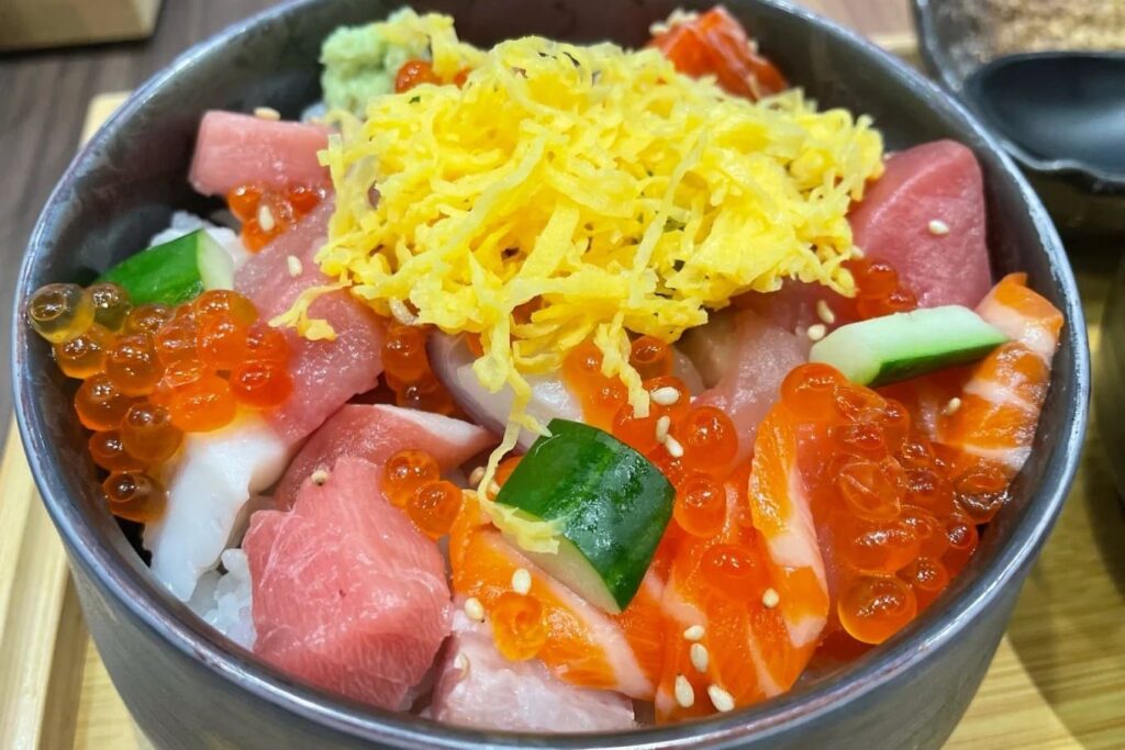 1. UORIKI Hokkaido Izakaya - 10 ร้านอาหารน่าลองในห้างแฮปปี้แทท บางนา (Happitat) อร่อยจัดเต็ม หลากสไตล์