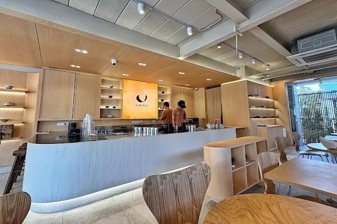 10. Shinji Matcha - 10 คาเฟ่ญี่ปุ่น (Japanese-vibe cafe) บรรยากาศละมุน ถ่ายรูปสวย