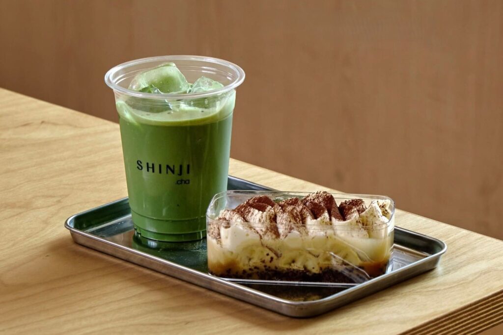 10. Shinji Matcha - 10 คาเฟ่ญี่ปุ่น (Japanese-vibe cafe) บรรยากาศละมุน ถ่ายรูปสวย