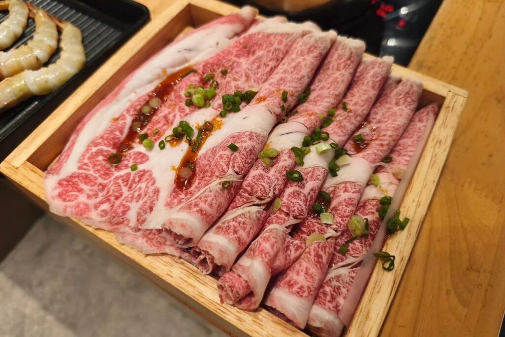 12. YOU&I Premium Suki Buffet - 15 ร้านบุฟเฟต์โซนสยาม (Buffet around SIAM) ลิสต์ร้านเด็ดใจกลางเมือง อิ่มฟินครบทุกสไตล์