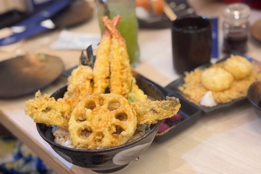 2. Akimitsu Tendon - 8 ร้านอาหารญี่ปุ่นจังซีลอน (Jungceylon) ป่าตอง จัดเต็มรสชาติต้นตำรับ
