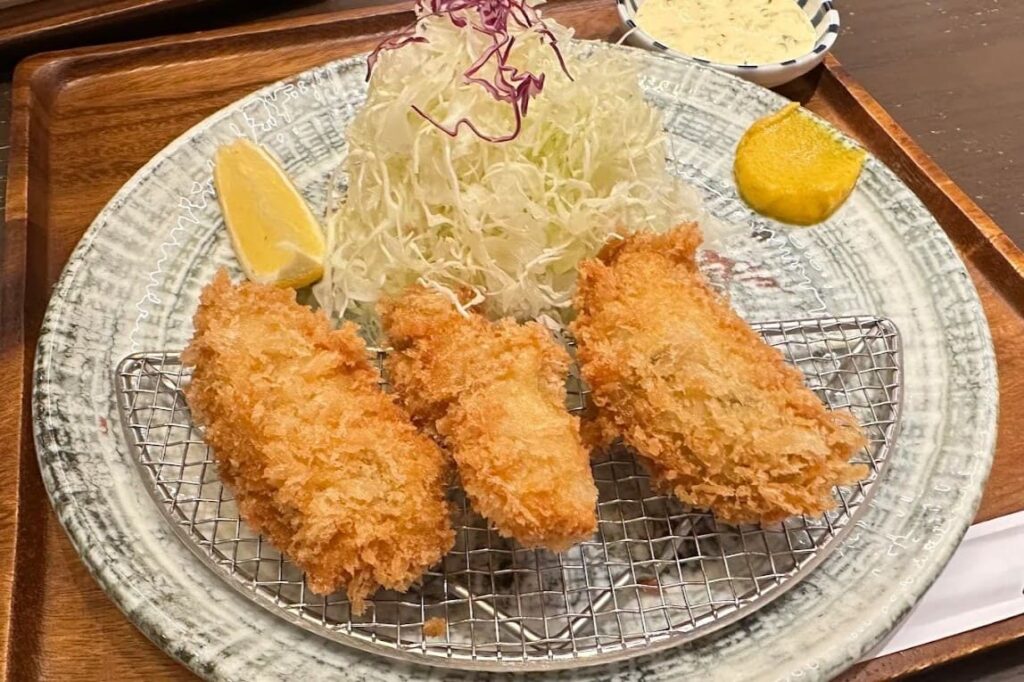 3. Tonkatsu AOKI - 10 ร้านอาหารญี่ปุ่น Pet Friendly พาสัตว์เลี้ยงคู่ใจไปชิลในวันหยุด