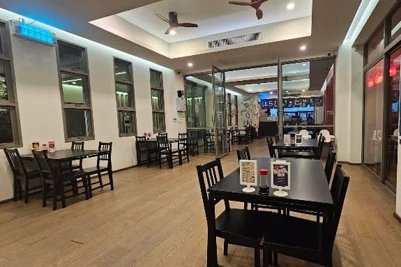3. Tsunami Sushi Buffet Huahin - 15 ร้านอาหารญี่ปุ่นในหัวหิน (Hua Hin) ปักหมุดพิกัดเด็ด สายปลาดิบ ซูชิ อิซากายะ ห้ามพลาด