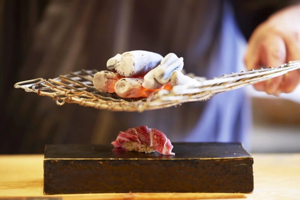 4. Ginza Sushi Ichi - 15 ร้านมิชลินอาหารญี่ปุ่น (Japanese MICHELIN Restaurants) ตามแนวรถไฟฟ้า BTS/ MRT