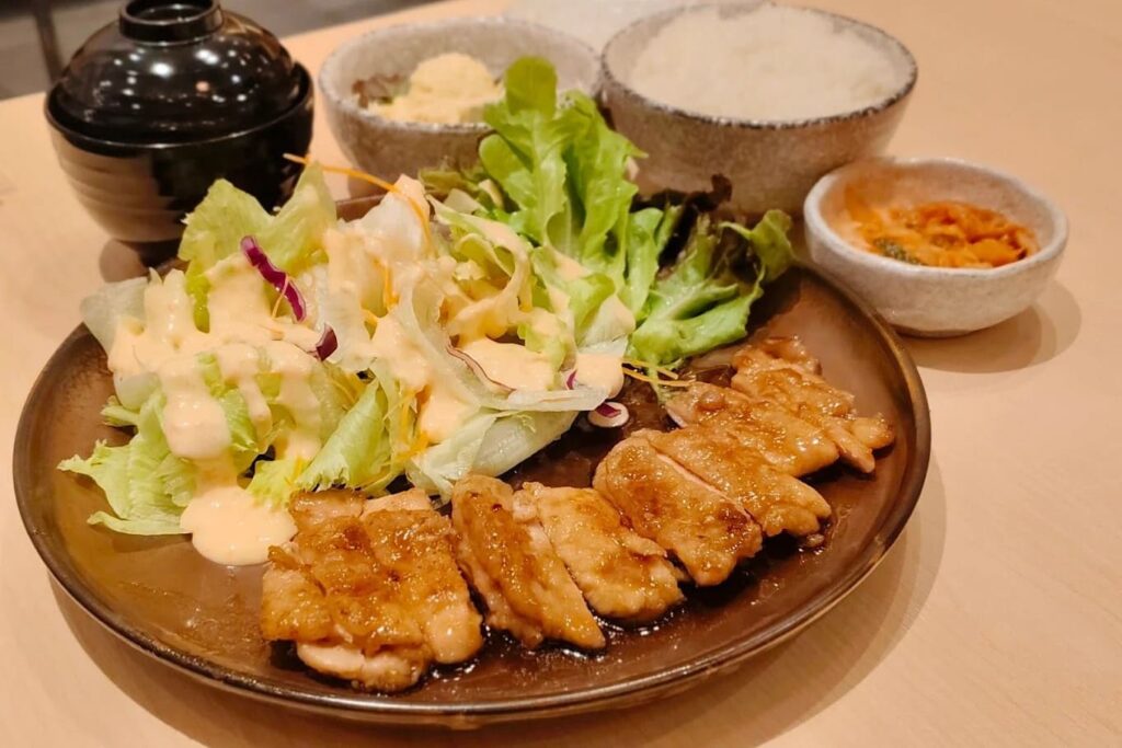 4. ZEN Japanese Restaurant - 13 ร้านอาหารญี่ปุ่นในเซ็นทรัลเชียงใหม่ (Central Chiangmai) เช็กลิสต์พิกัดเด็ด อร่อยคุ้ม ถูก