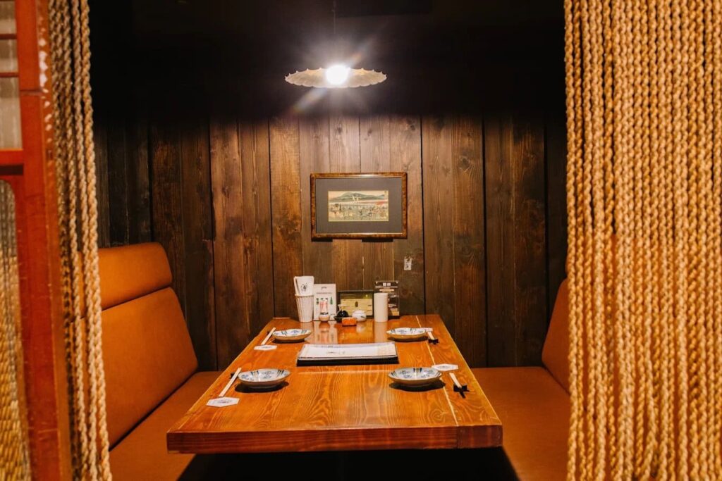 7. Gen Japanese Charcoal Grill - 15 ร้านมิชลินอาหารญี่ปุ่น (Japanese MICHELIN Restaurants) ตามแนวรถไฟฟ้า BTS/ MRT