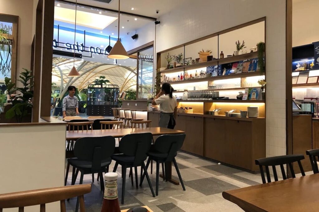 8. On the table Tokyo Café - 8 ร้านอาหารญี่ปุ่น เซ็นทรัลภูเก็ต (Central Phuket) พิกัดความอร่อย ครบทุกสไตล์ ถูกใจสายเจแปน