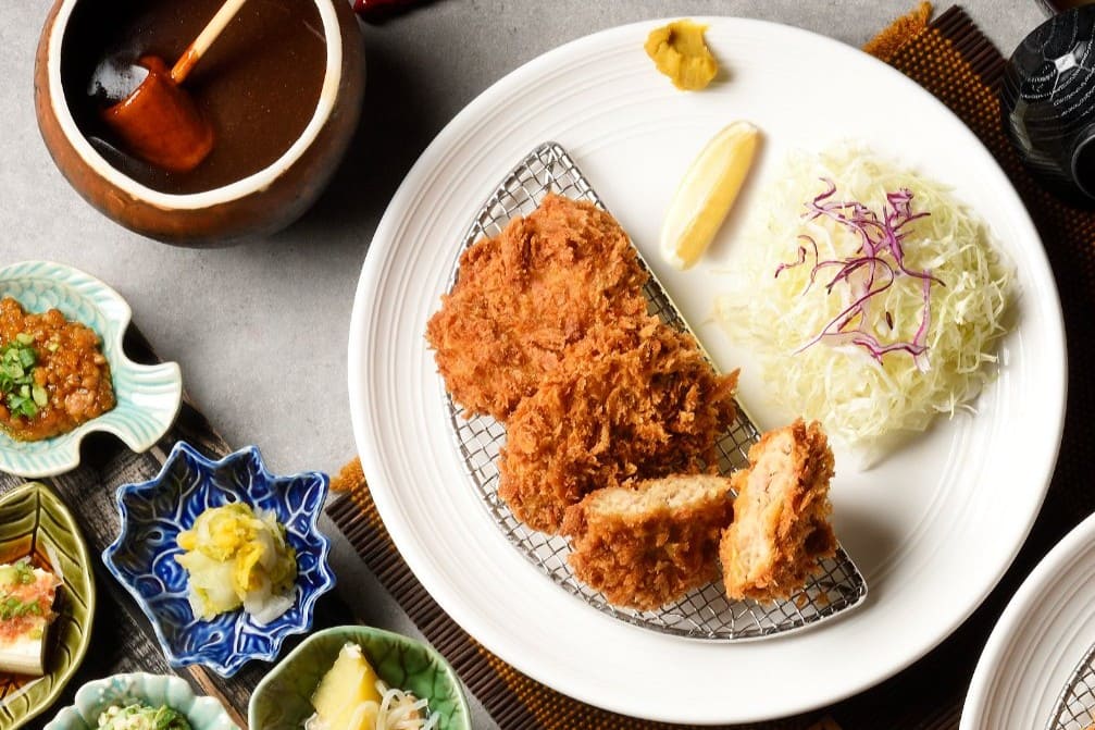 9. Bekku Tonkatsu - 10 ร้านอาหารญี่ปุ่น Pet Friendly พาสัตว์เลี้ยงคู่ใจไปชิลในวันหยุด
