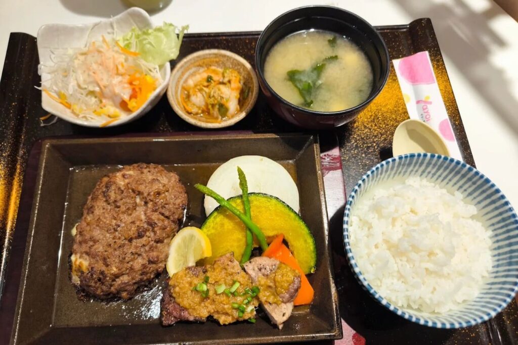 9. Yayoi Japanese Restaurant - 10 ร้านอาหารญี่ปุ่นในเซ็นทรัล ชลบุรี (Central Chonburi) ปักหมุดพิกัดอร่อย จัดเต็มอาหารญี่