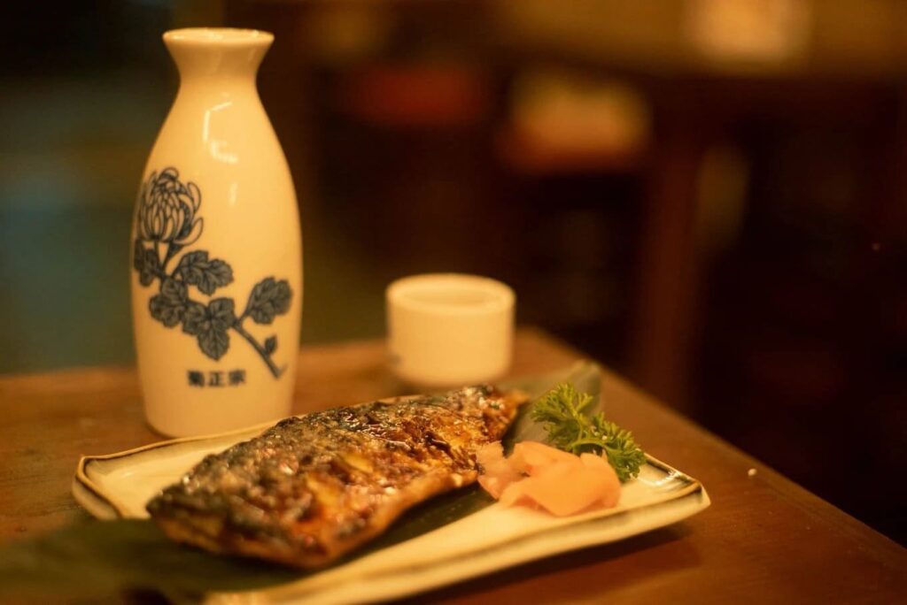 14. Roji 58 Izakaya - 25 ร้านอาหารญี่ปุ่นใกล้ BTS สายสีเหลือง รวมพิกัดเด็ดตลอดเส้นทาง