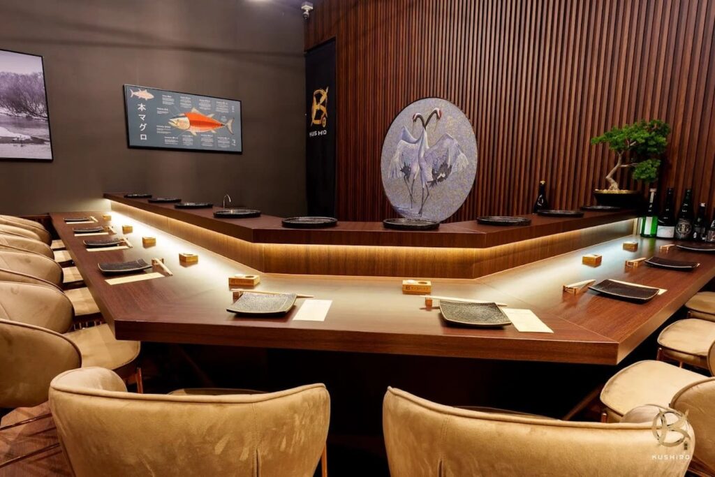 4. Kushiro Omakase and Japanese Dining - 25 ร้านอาหารญี่ปุ่นใกล้ BTS สายสีเหลือง รวมพิกัดเด็ดตลอดเส้นทาง