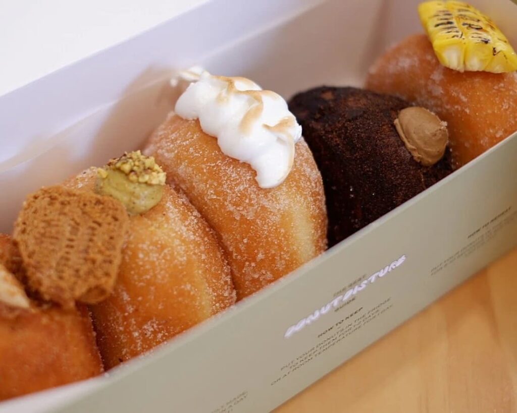 5. Donut Disturb - 10 ร้านโดนัท (Donut) เจ้าดังในกรุงเทพฯ ไส้แน่น แป้งนุ่ม ลิ้มลองแล้วจะติดใจ