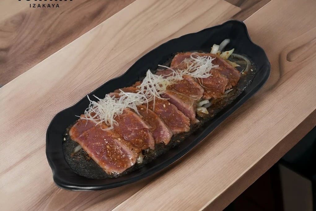 6. YONAKA IZAKAYA - 25 ร้านอาหารญี่ปุ่นใกล้ BTS สายสีเหลือง รวมพิกัดเด็ดตลอดเส้นทาง