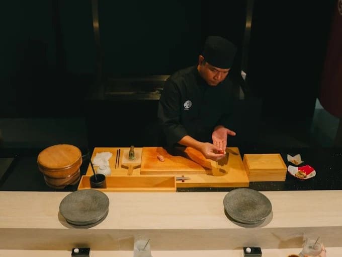 7. Kumo Sushi House - 25 ร้านอาหารญี่ปุ่นใกล้ BTS สายสีเหลือง รวมพิกัดเด็ดตลอดเส้นทาง