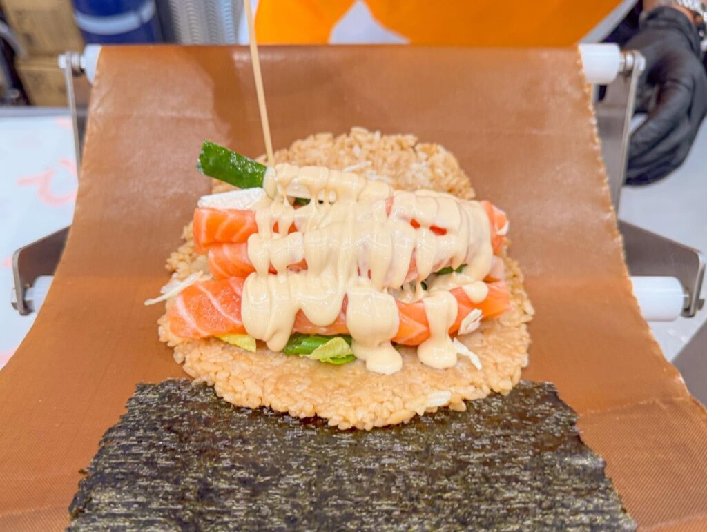 8. Umami Sushi Roll - 10 ร้านอาหารญี่ปุ่น ซีคอนสแควร์และพาราไดซ์พาร์ค พิกัดอร่อยย่านศรีนครินทร์