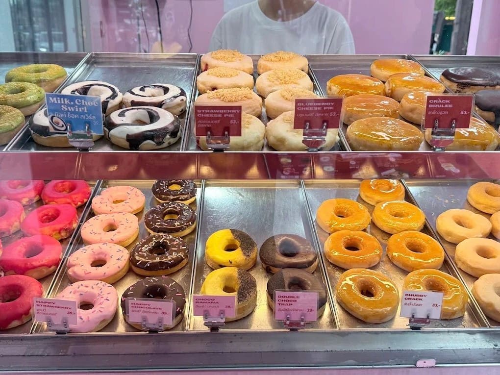 9. Chubby Dough - 10 ร้านโดนัท (Donut) เจ้าดังในกรุงเทพฯ ไส้แน่น แป้งนุ่ม ลิ้มลองแล้วจะติดใจ